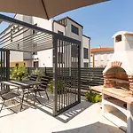Luxury Matic I With Shared Pool And Seaview *