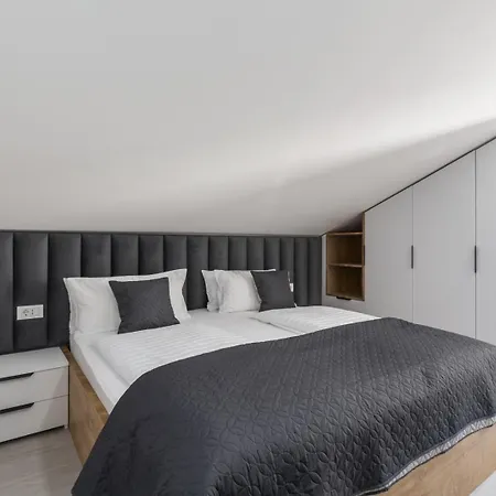 Luxury Matic I With Shared Pool And Seaview Lägenhet