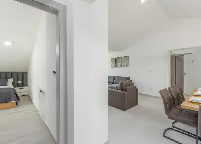 Appartement Luxury Matic I With Shared Pool And Seaview